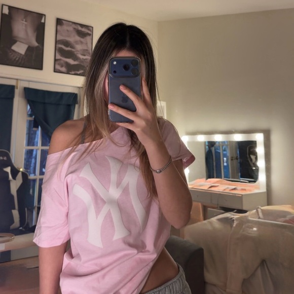 Handmade Tops - Handmade Pink off the shoulder Women’s top with Yankees design